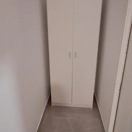 Apartment Sol 1 *